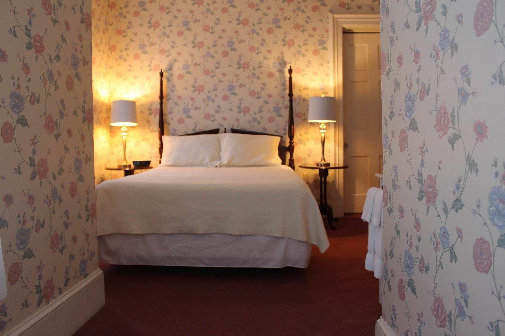 White Inn Fredonia Dış mekan fotoğraf